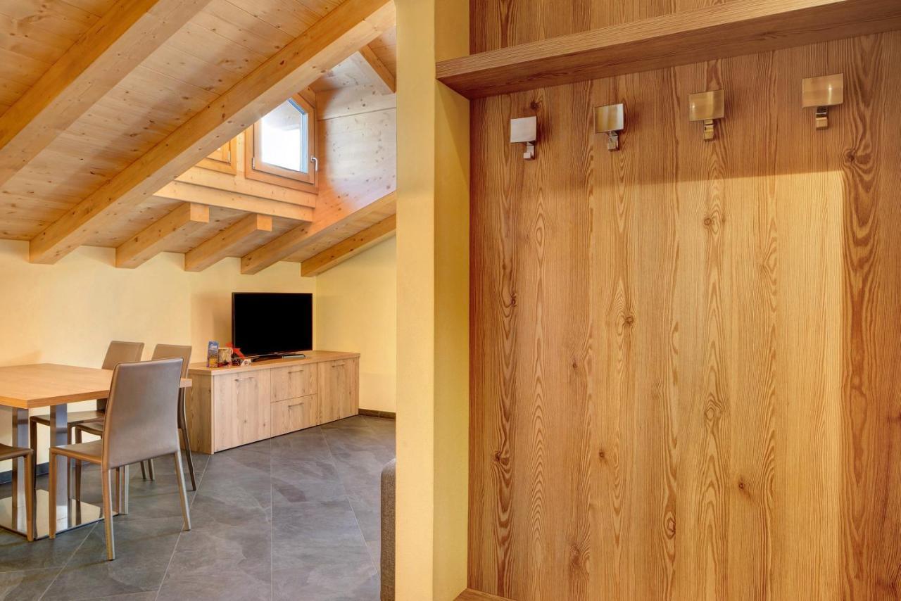 Rasia Residence Relax Wood ลีวินโญ ภายนอก รูปภาพ